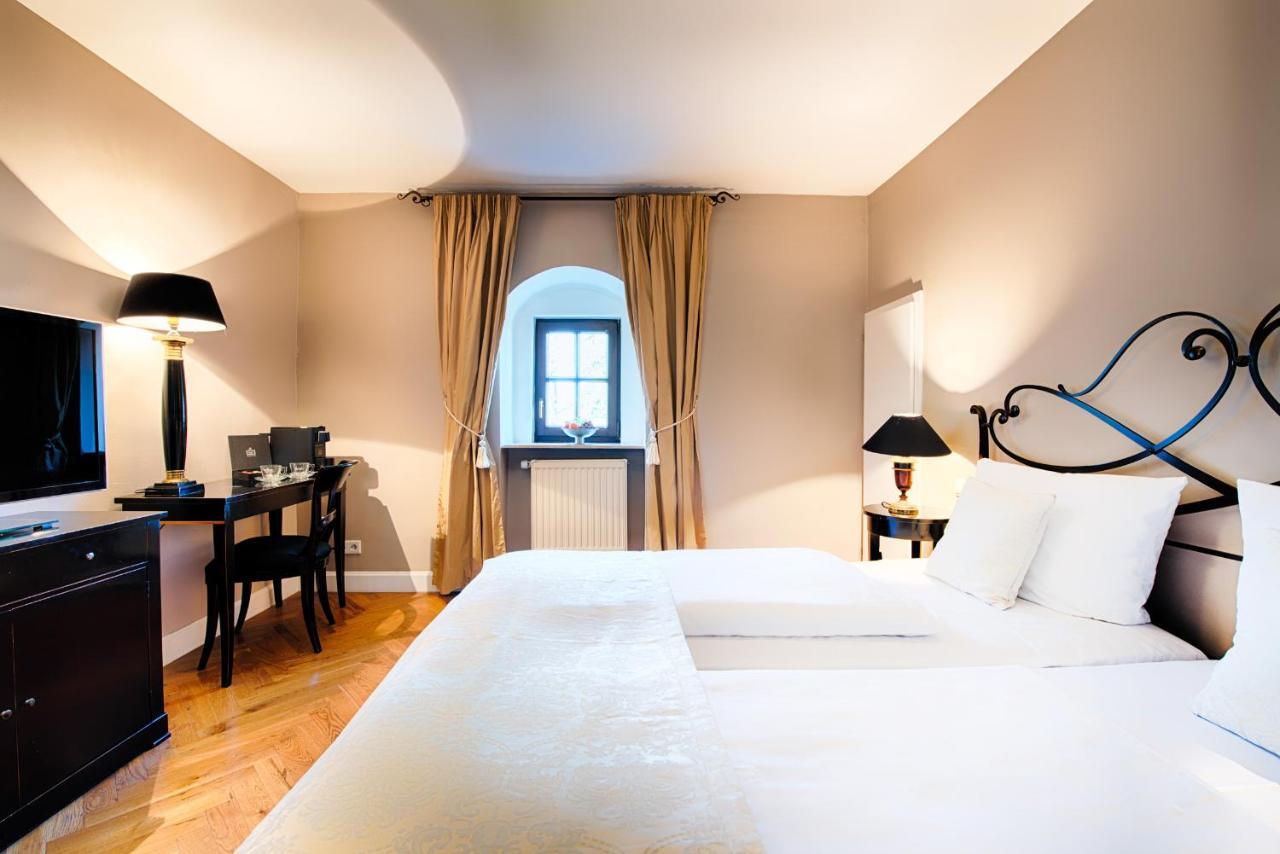 Hotel Schloss Lehen Bad Friedrichshall Exterior photo